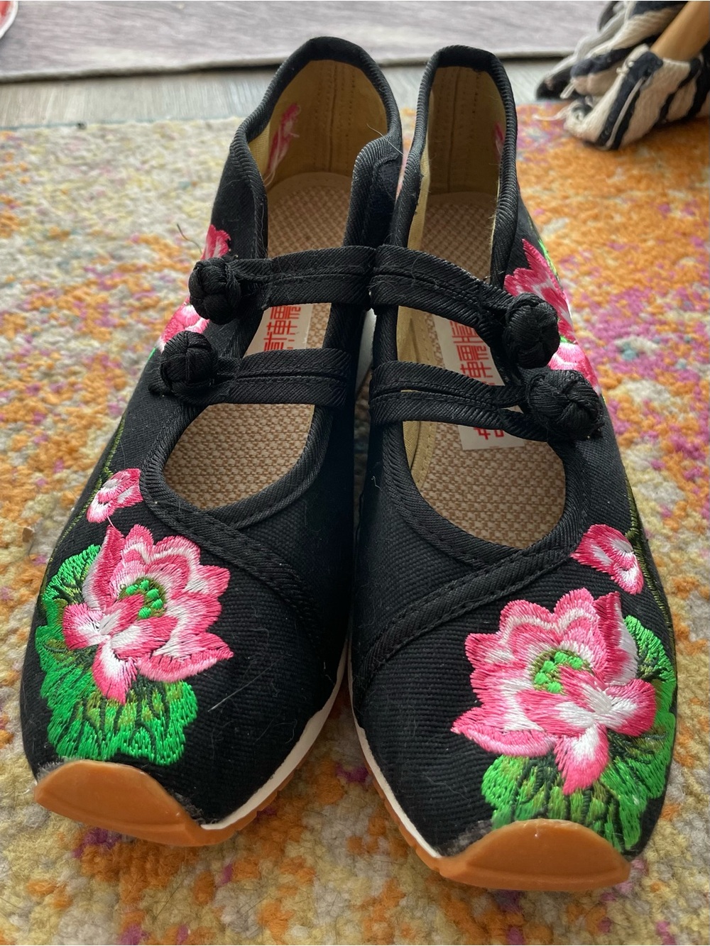 Chinese Retro (Women’s US Size 8.5 / 9) Embroidered Black Pink Floral Sneakers